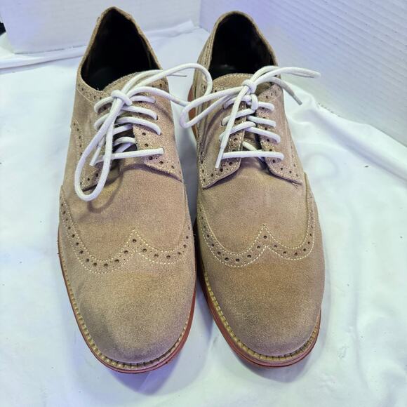 Cole HAAN OXFORDS tan suede with gum sole SZ 10 main image 6